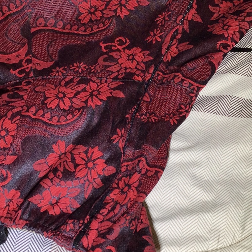 Queen of hearts! Red and black H&R dress! - Picture 9 of 12